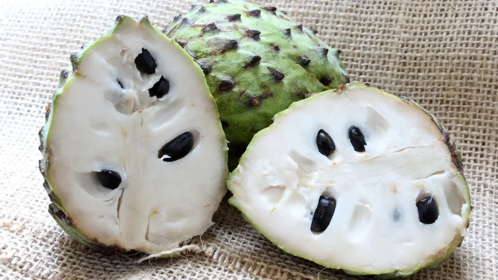 Benefícios do suco de graviola Benefícios do suco de graviola